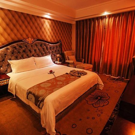 Chengdu Aviation Hotel エクステリア 写真