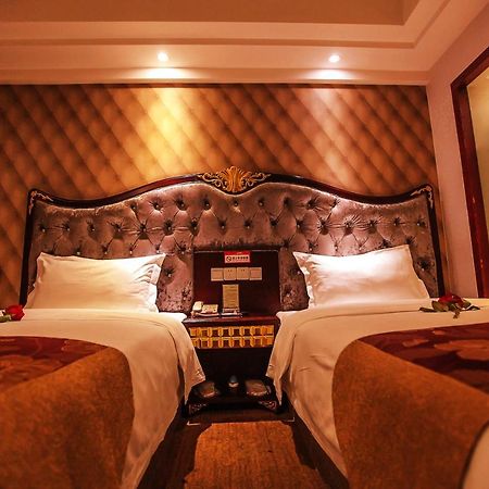 Chengdu Aviation Hotel エクステリア 写真