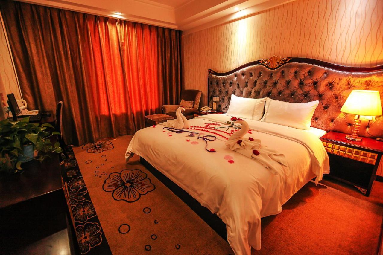 Chengdu Aviation Hotel エクステリア 写真