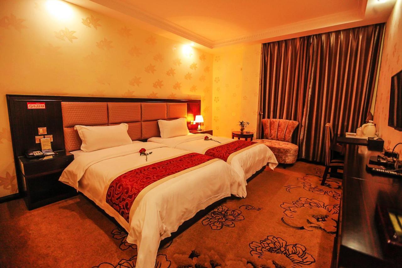 Chengdu Aviation Hotel エクステリア 写真