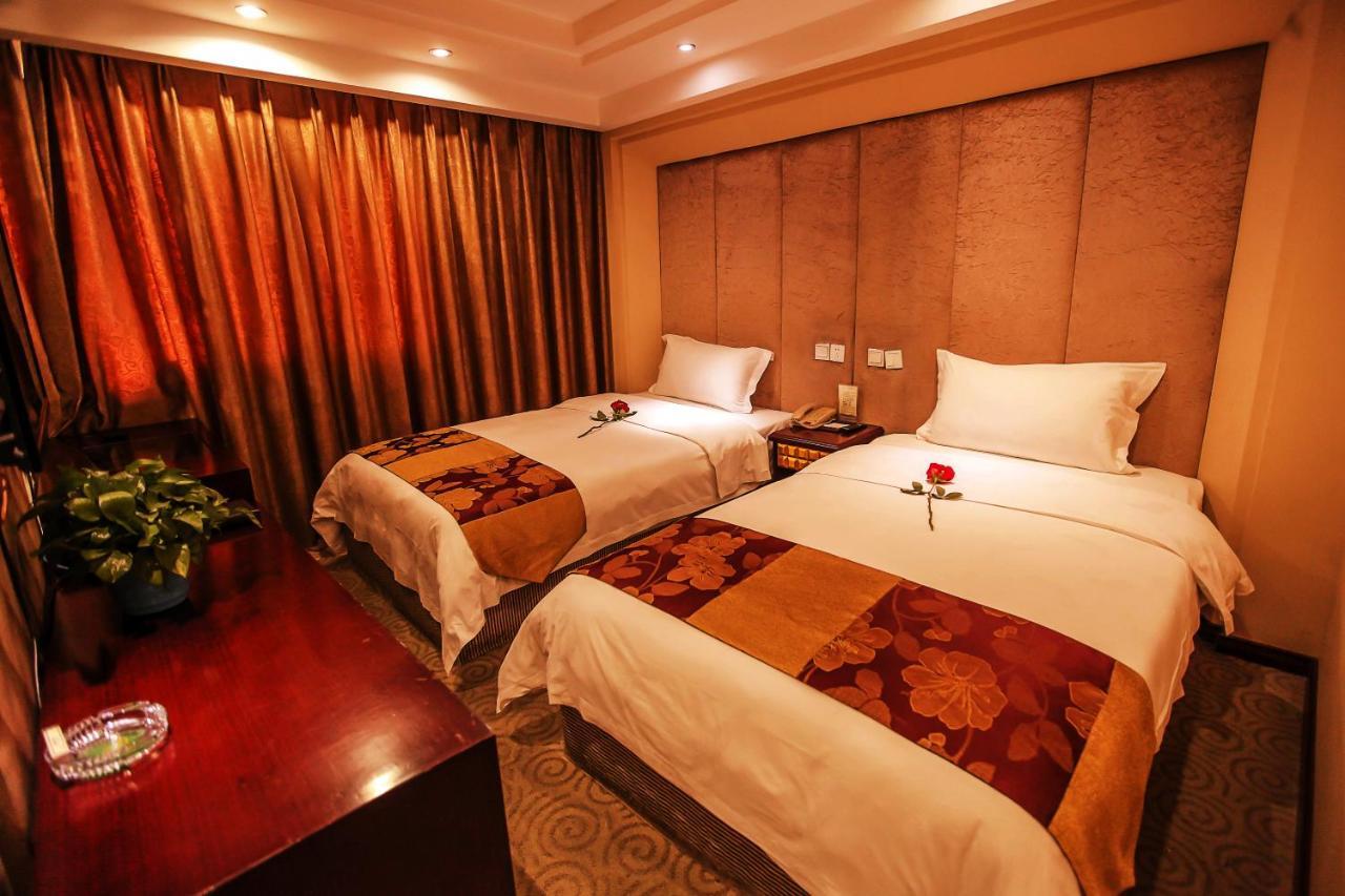 Chengdu Aviation Hotel エクステリア 写真