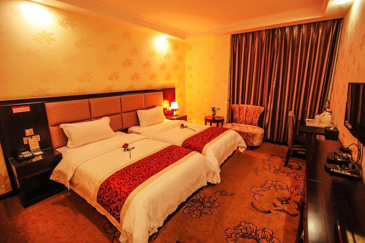 Chengdu Aviation Hotel エクステリア 写真