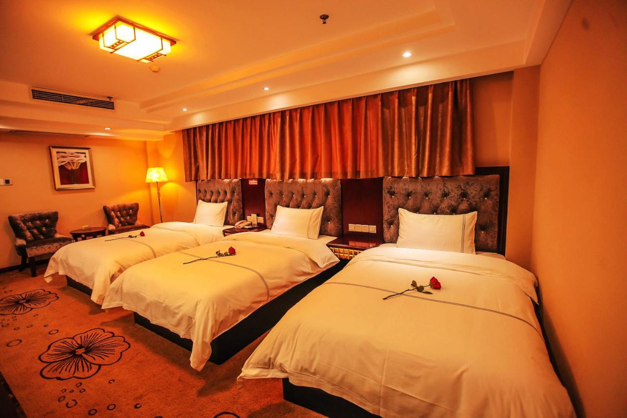 Chengdu Aviation Hotel エクステリア 写真