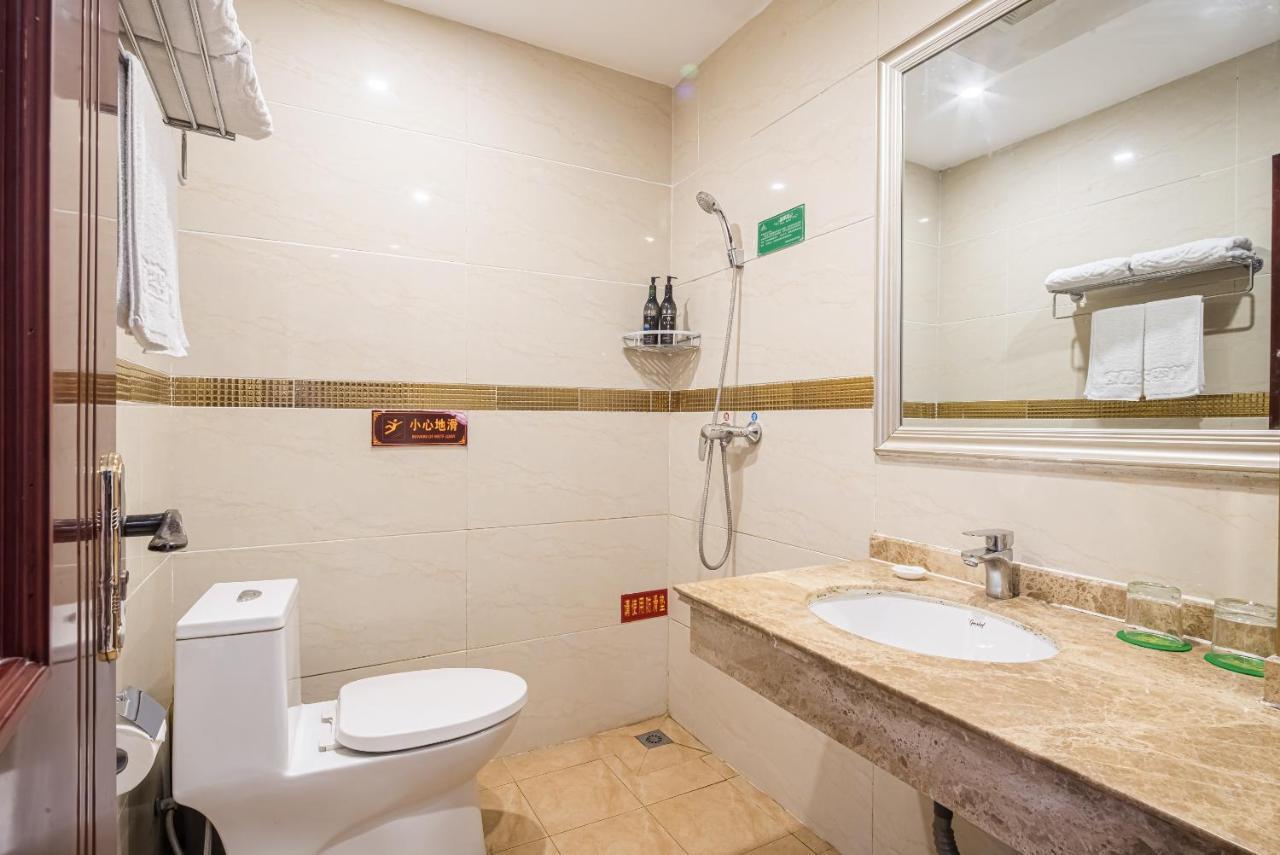 Chengdu Aviation Hotel エクステリア 写真